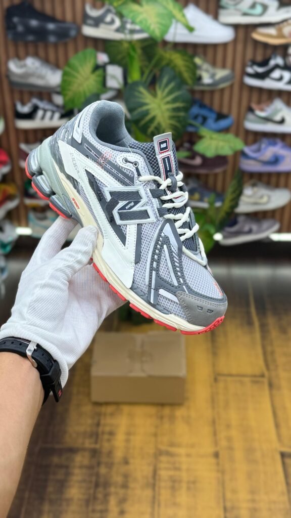 NxB 190X Heritage Runner - Image 5